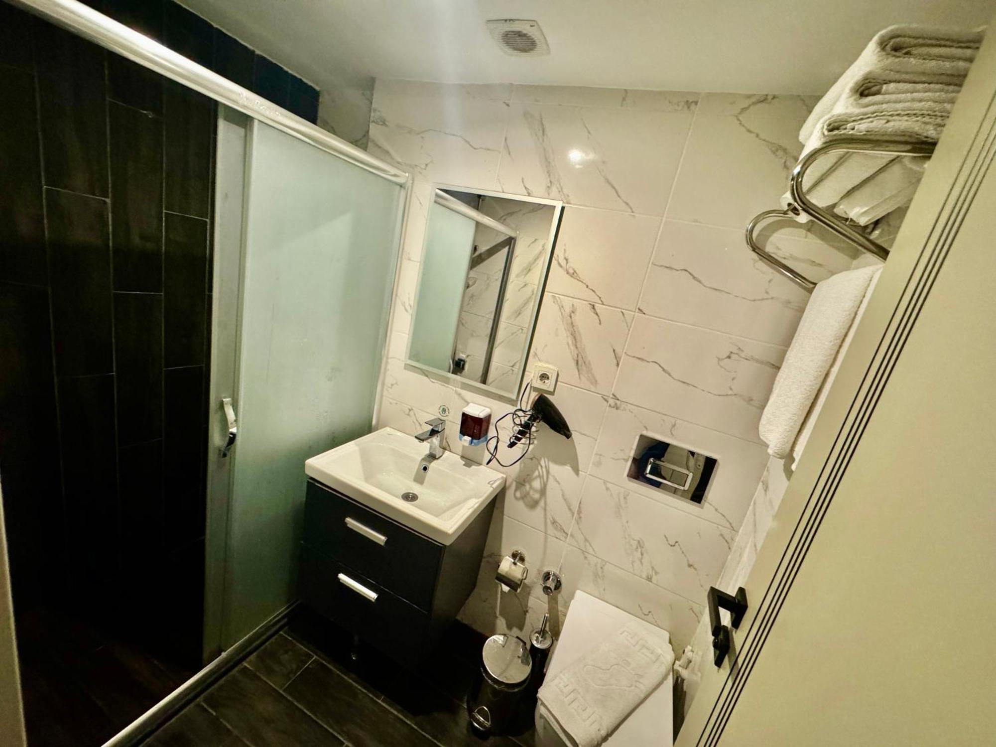 Aram Edessa Hotel اسطنبول المظهر الخارجي الصورة
